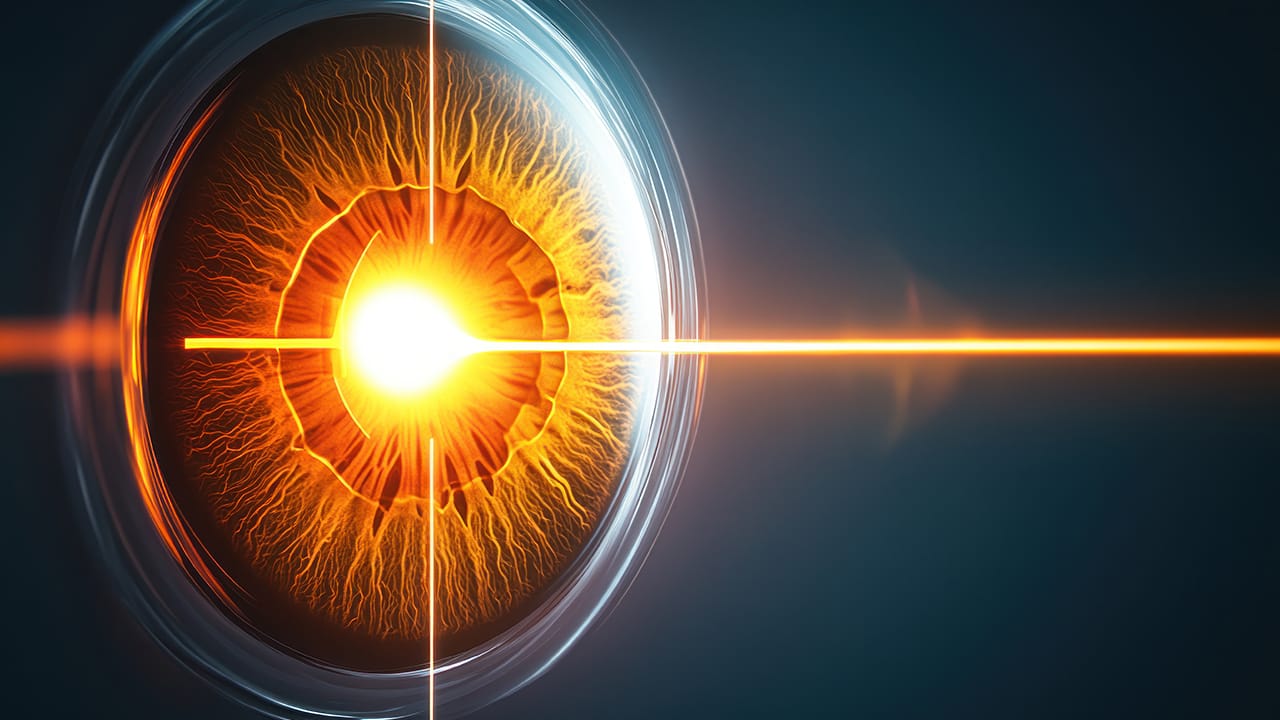 Hipermetrop Nedir? Tedavisi ve Belirtileri