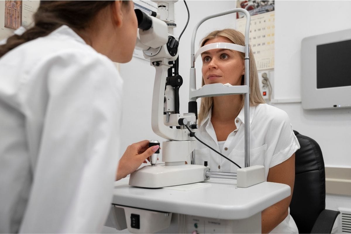 What is Eye Calcification? How to Clean?